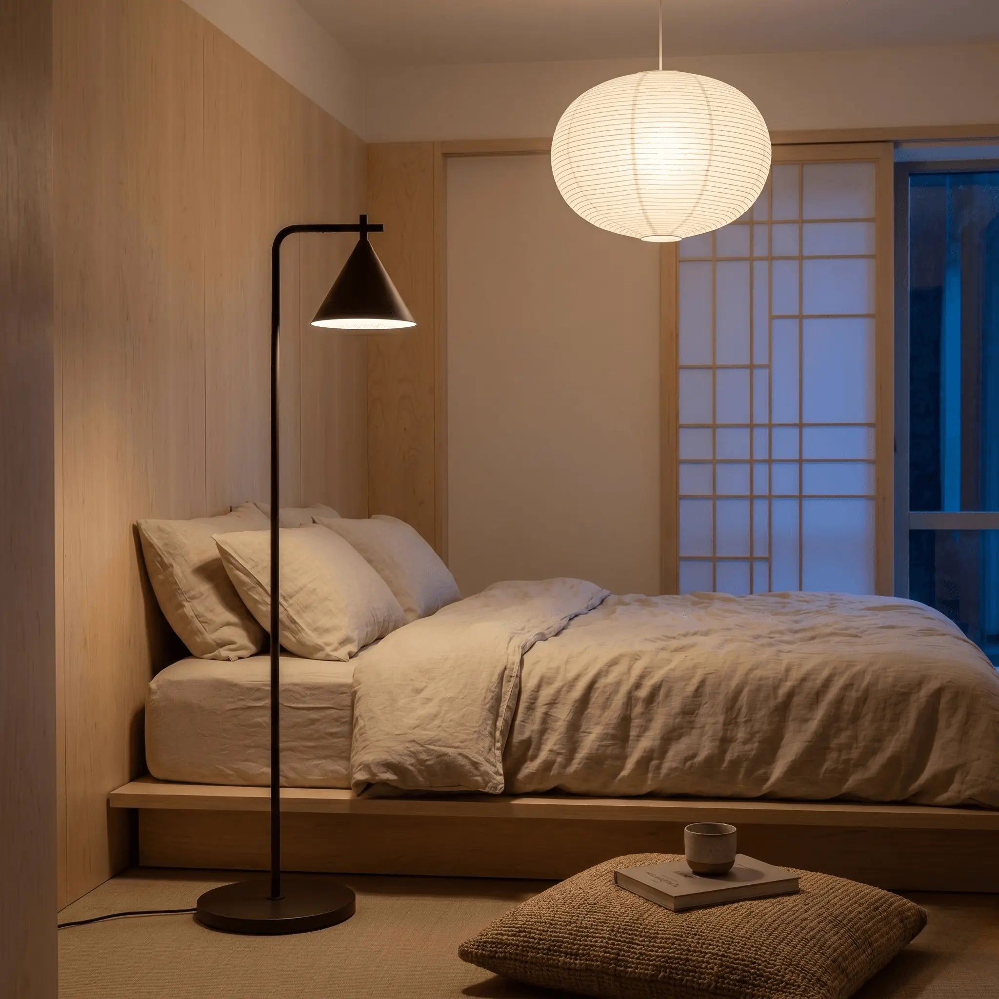 The Mood Corner Floor Lamp