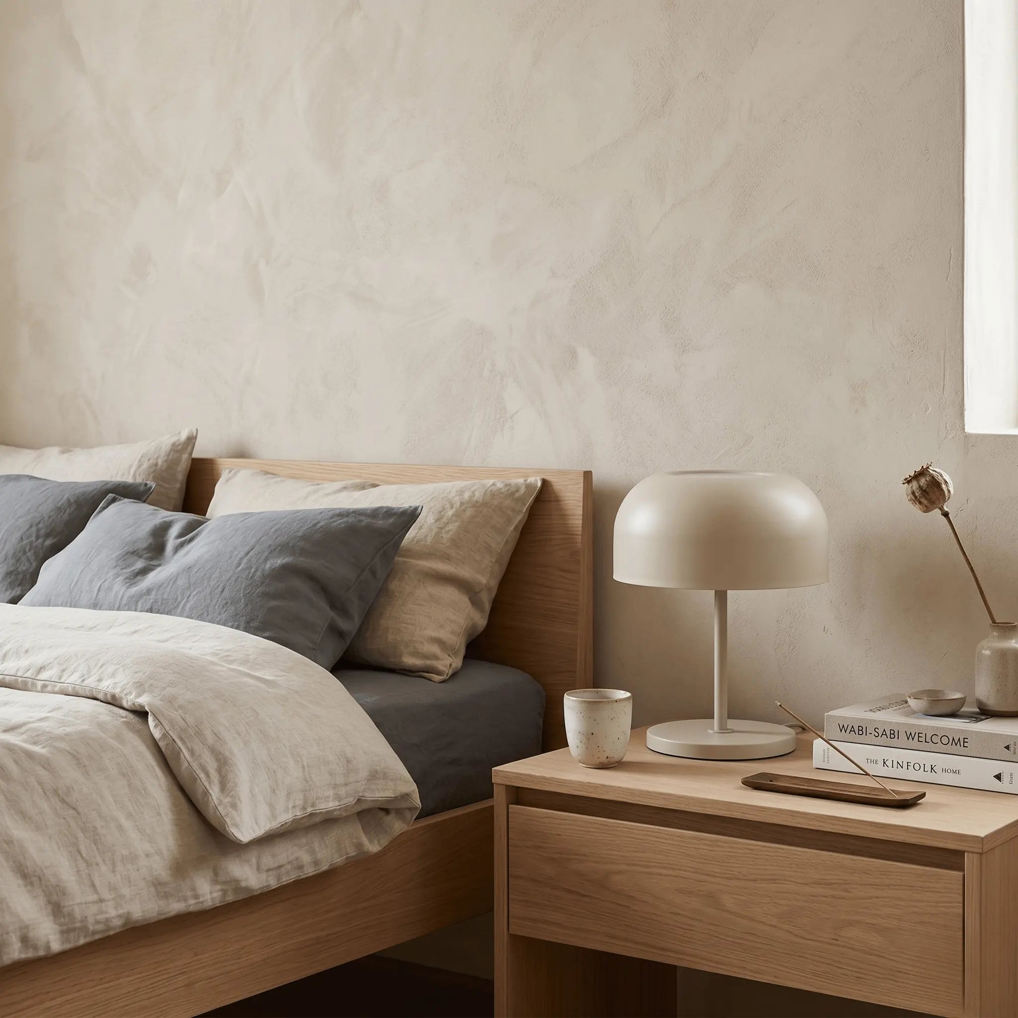 The Mood Glow Table Lamp