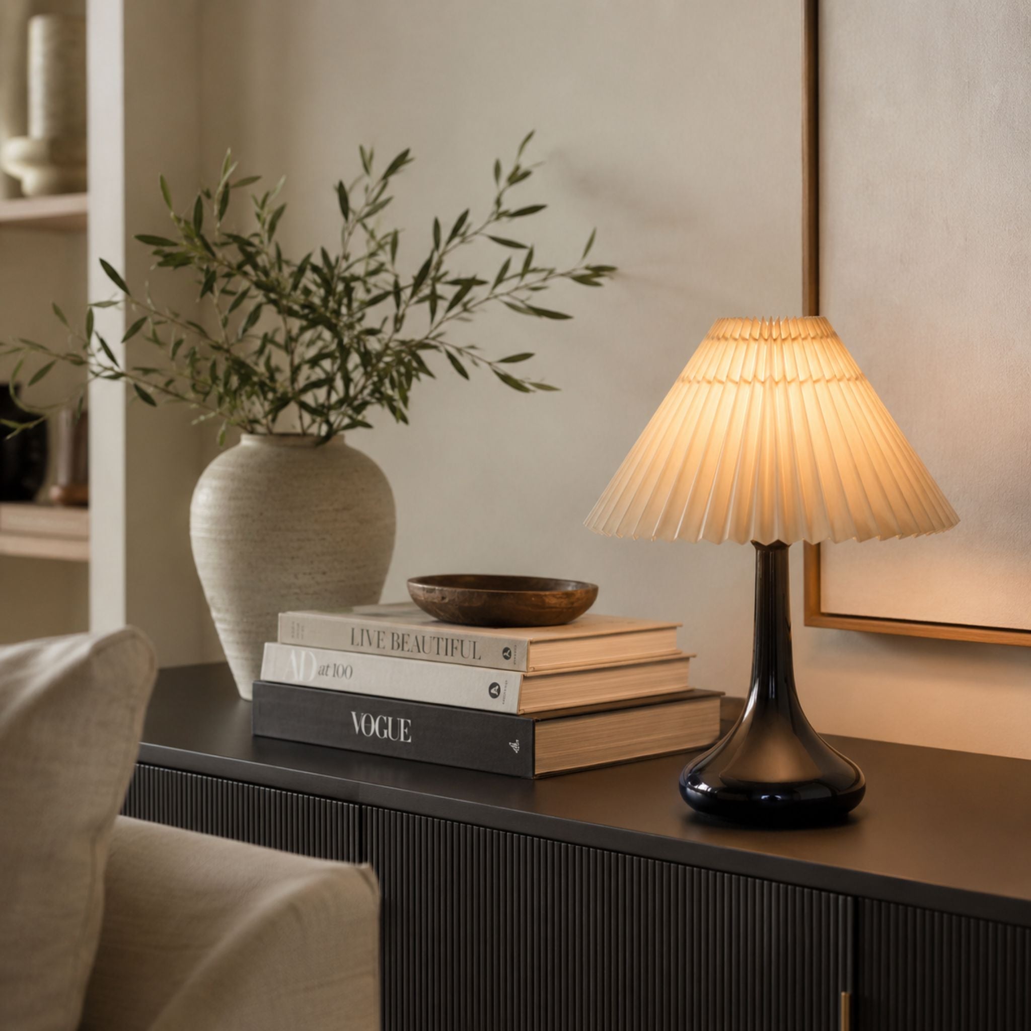 The Willow Pleated Table Lamp