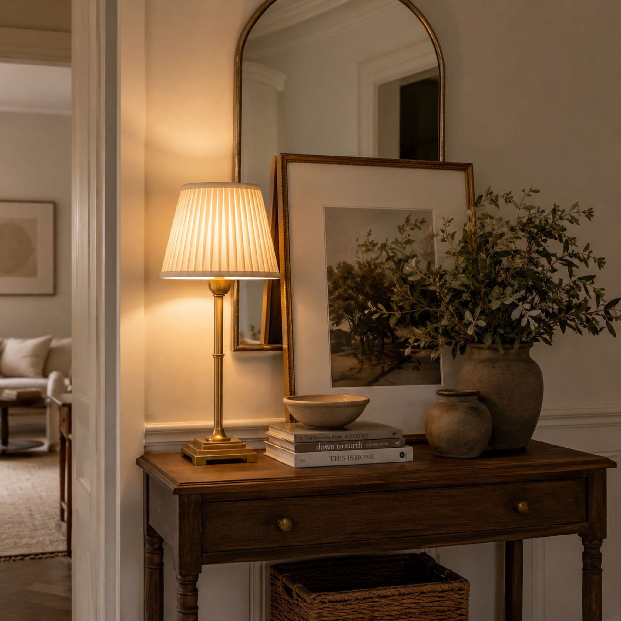 The Stockholm Buffet Lamp