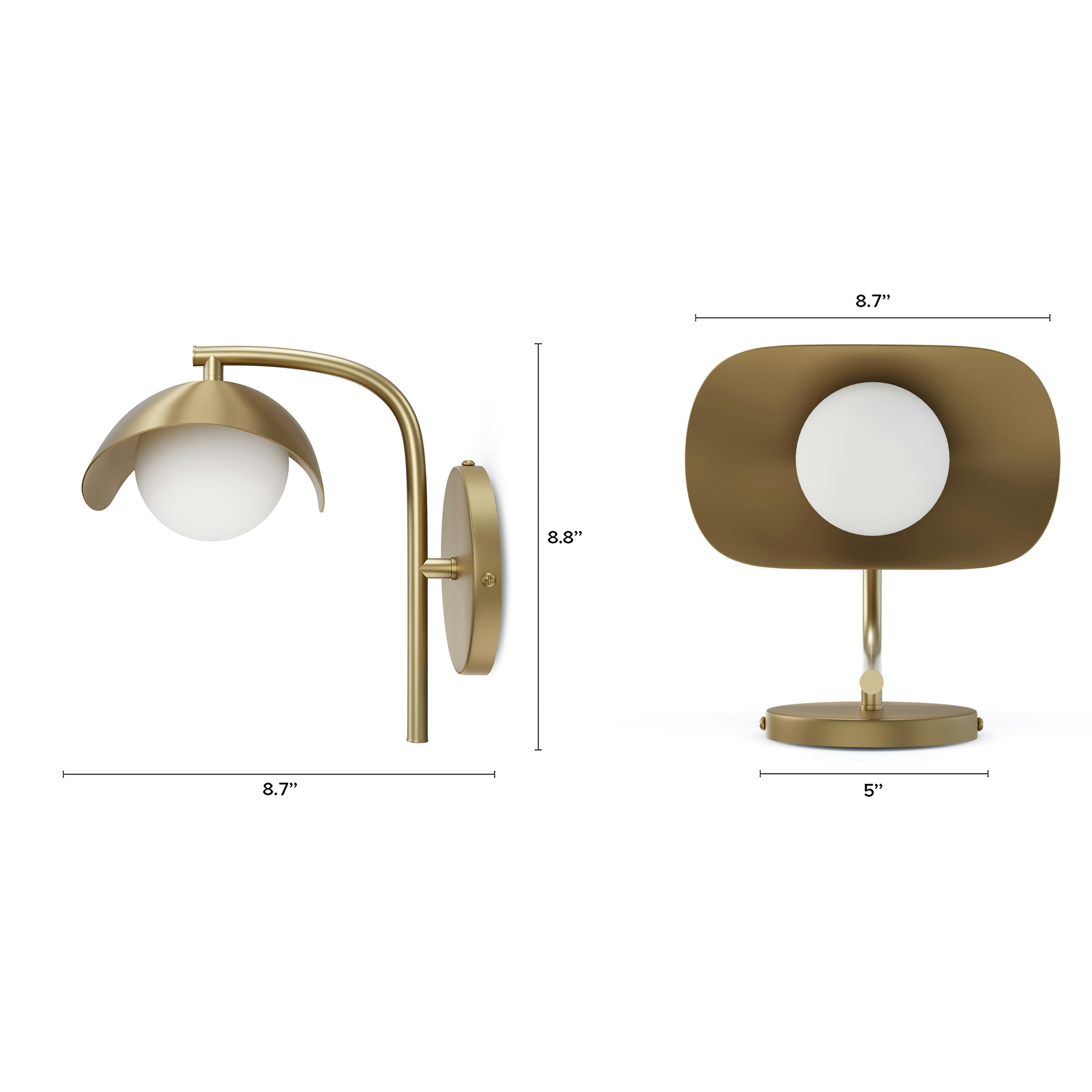 The Warm Glow Brass Sconce