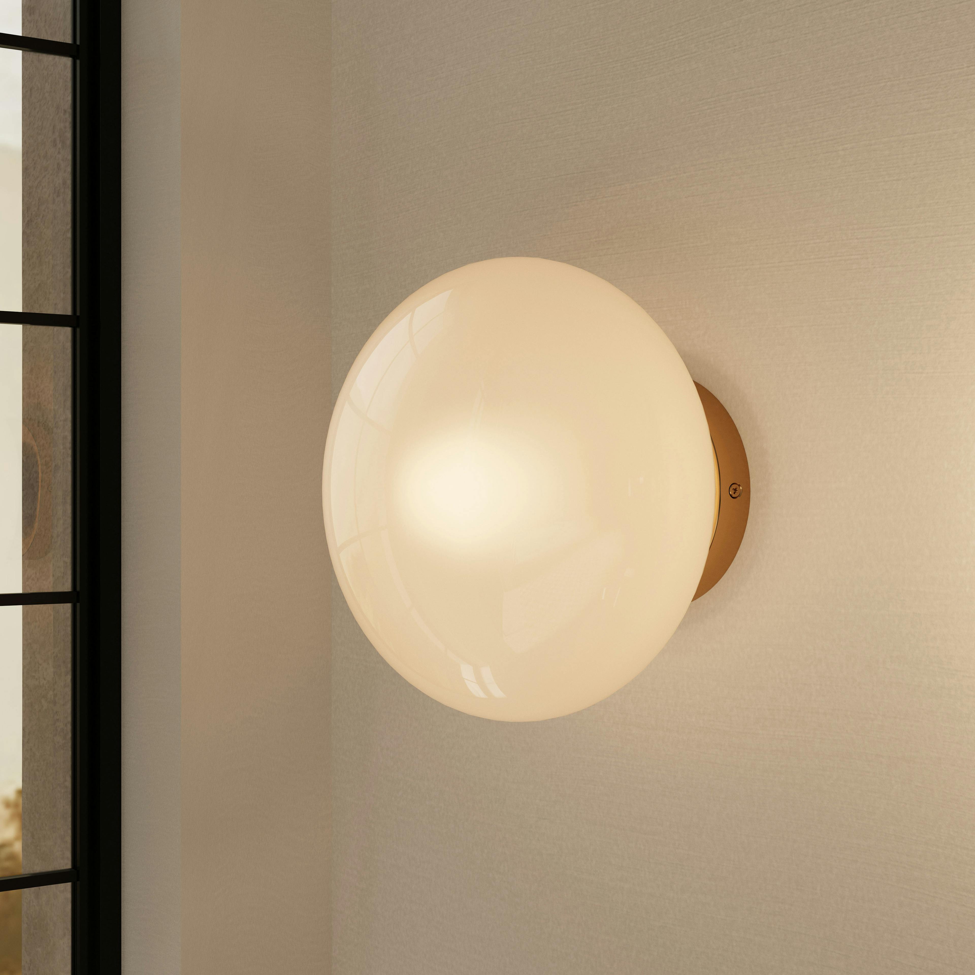 The Warm Glow Brass Sconce