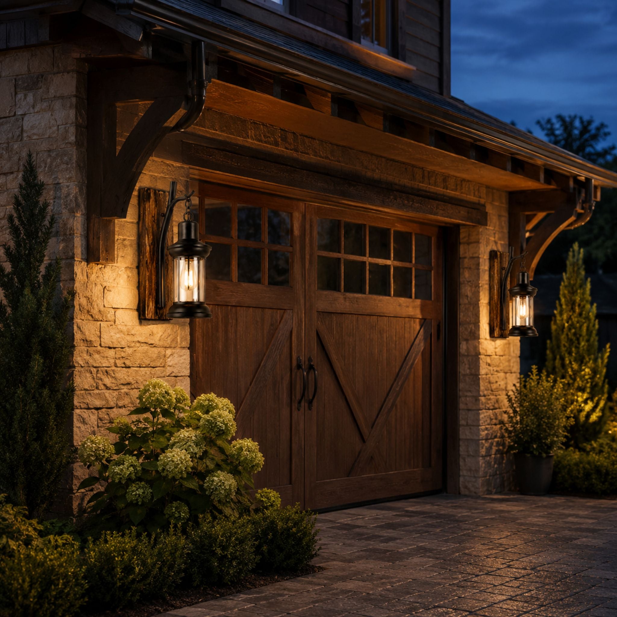 The Curb Appeal Lantern