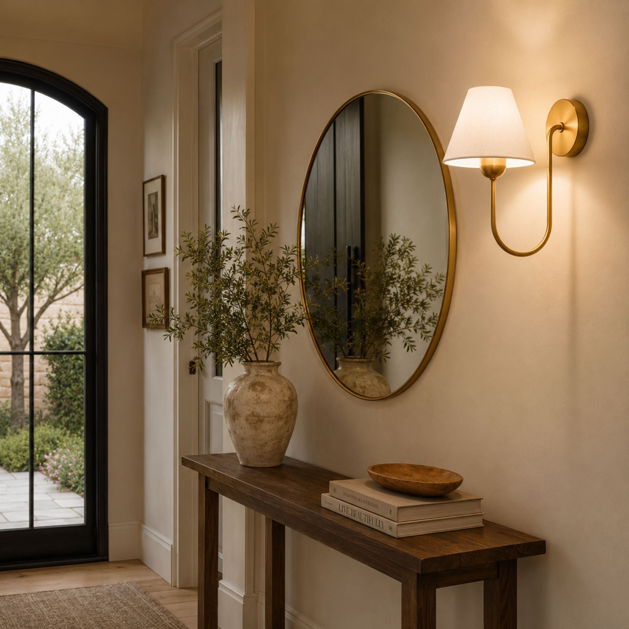 The Graceful Curve Sconce