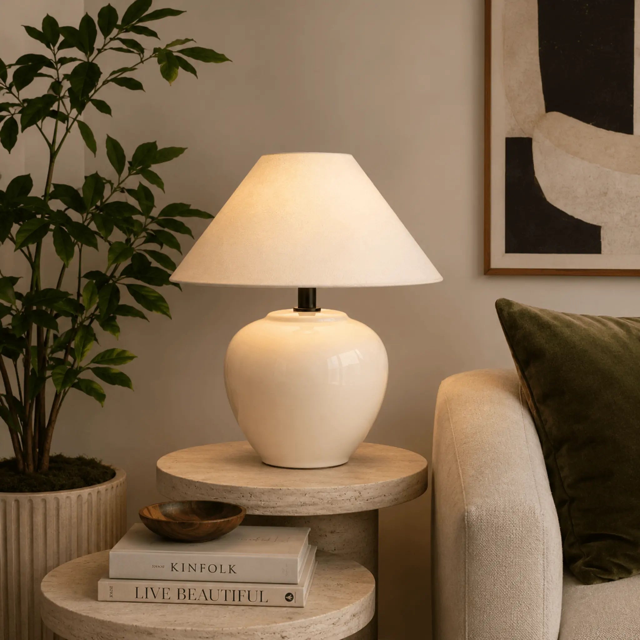 The Elara Table Lamp