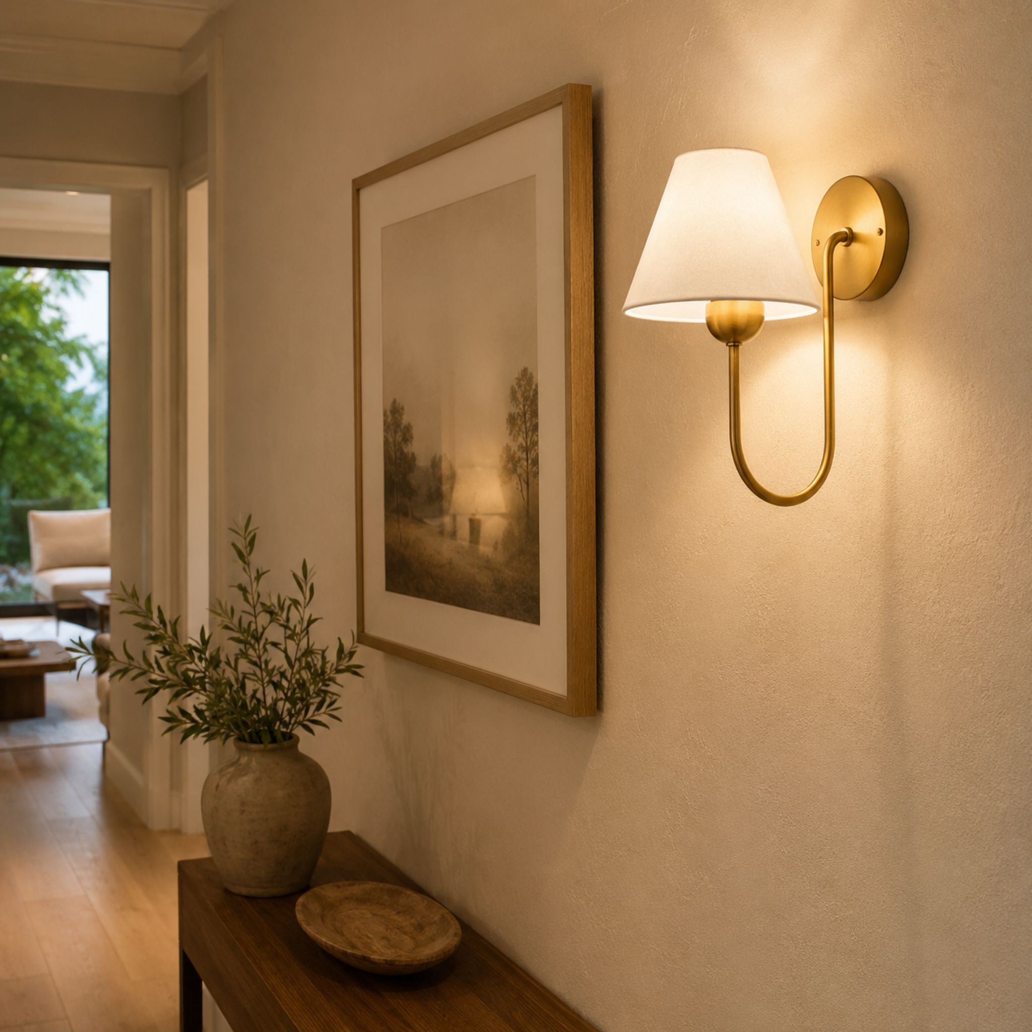 The Graceful Curve Sconce