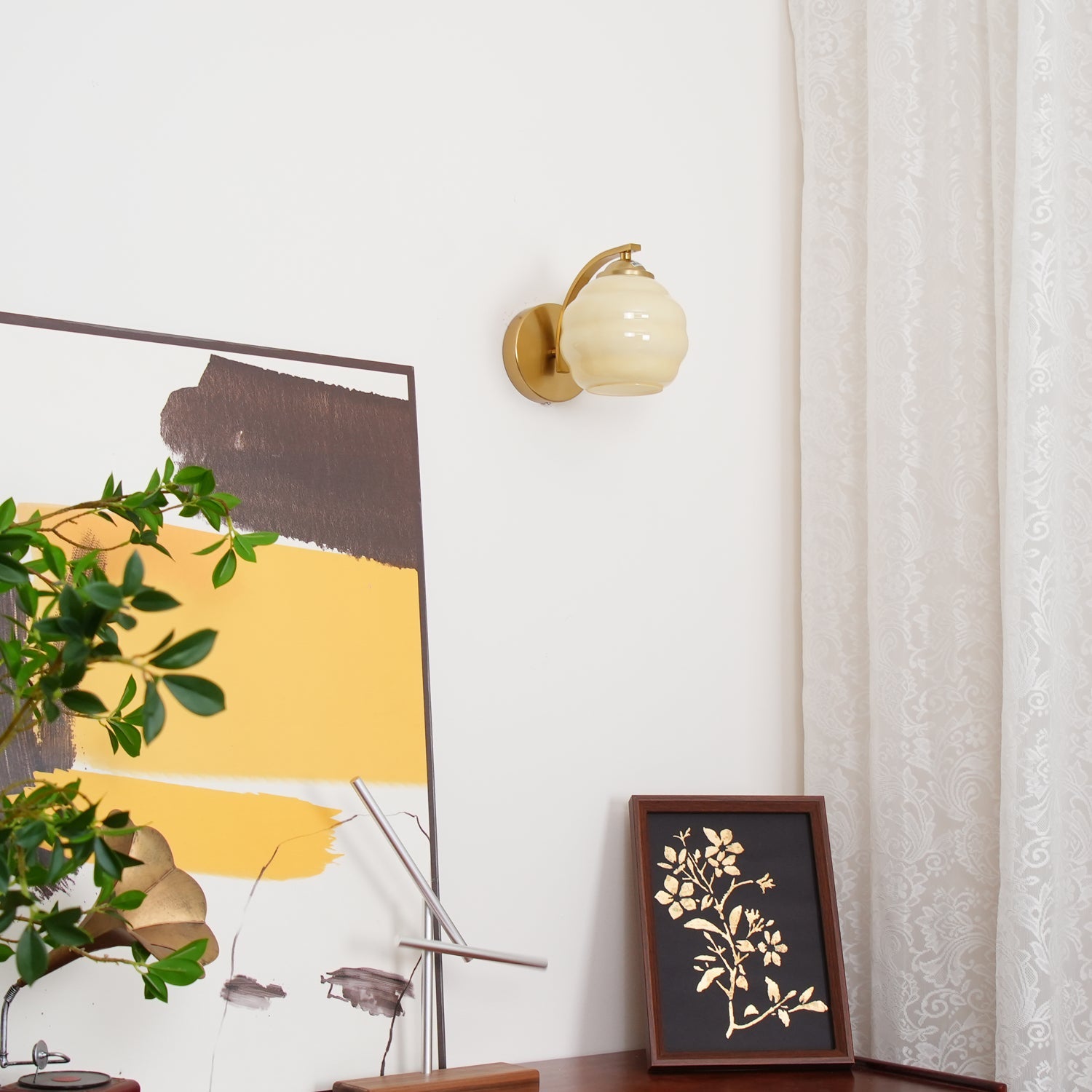 The Vintage Glow Wall Lamp