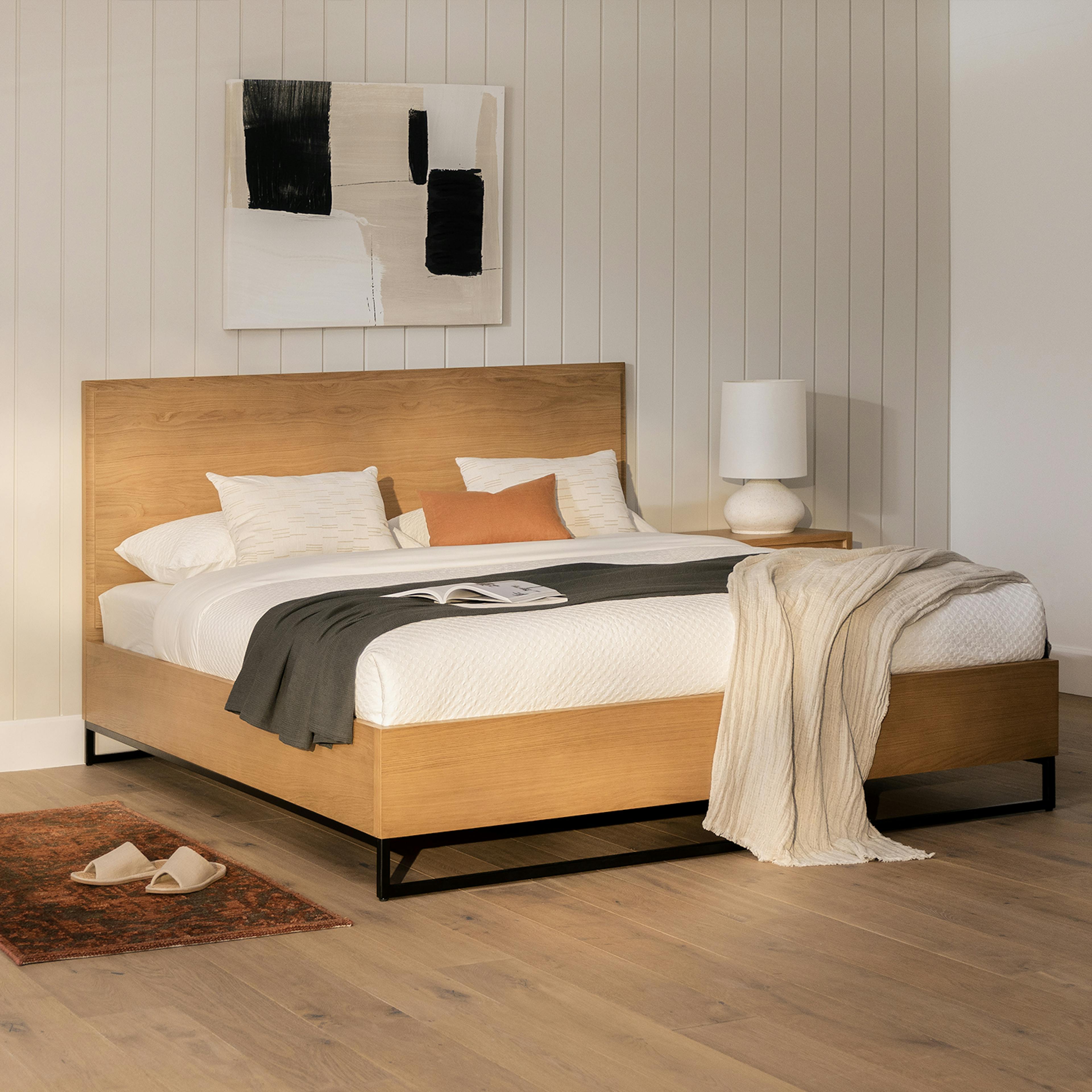 The Quiet Glow Ceramic Lamp